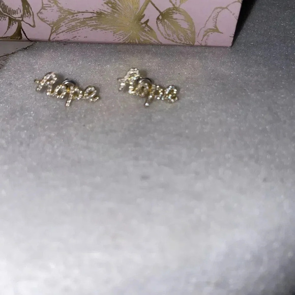 GOLD TONE DIAMOND PETITE SCRIPT HOPE EARRINGS POST BACK - Picture 4 of 8